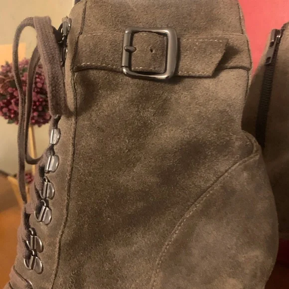 Sam Edelman suede bootie - Picture 6 of 7